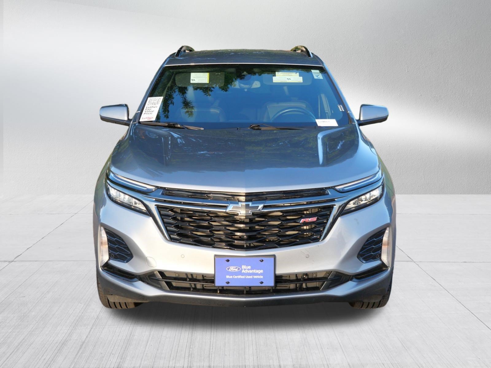 Used 2023 Chevrolet Equinox RS AWD/4WD image 2