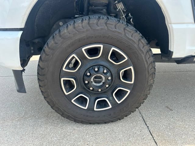 Certified 2024 Ford F250 Platinum AWD/4WD image 13