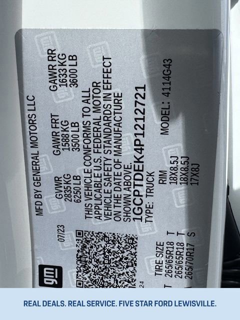 Used 2023 Chevrolet Colorado Z71 w/ Z71 Convenience Package 2 image 32