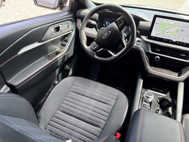 Certified 2025 Ford Explorer ST-Line AWD/4WD image 21