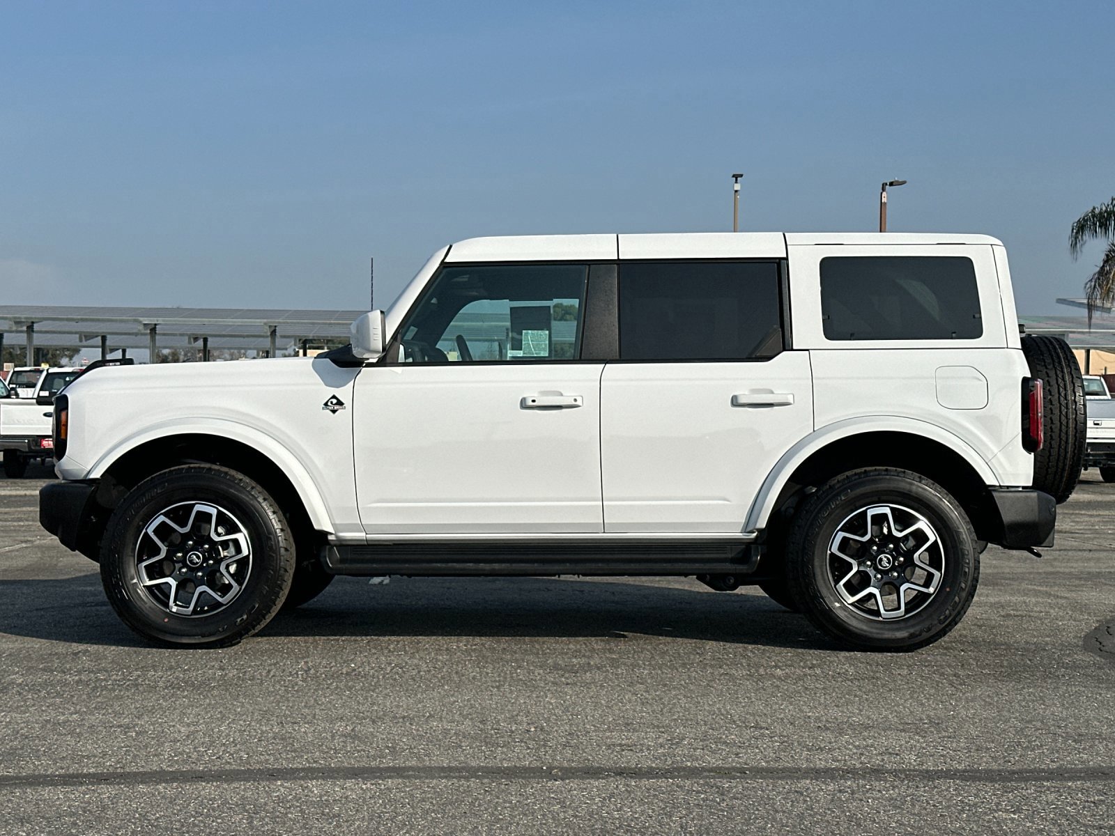 Certified 2025 Ford Bronco Outer Banks image 2