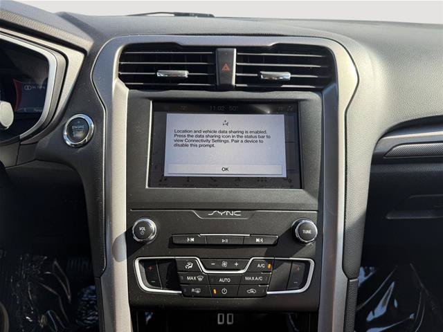 Certified 2019 Ford Fusion SE FWD image 25