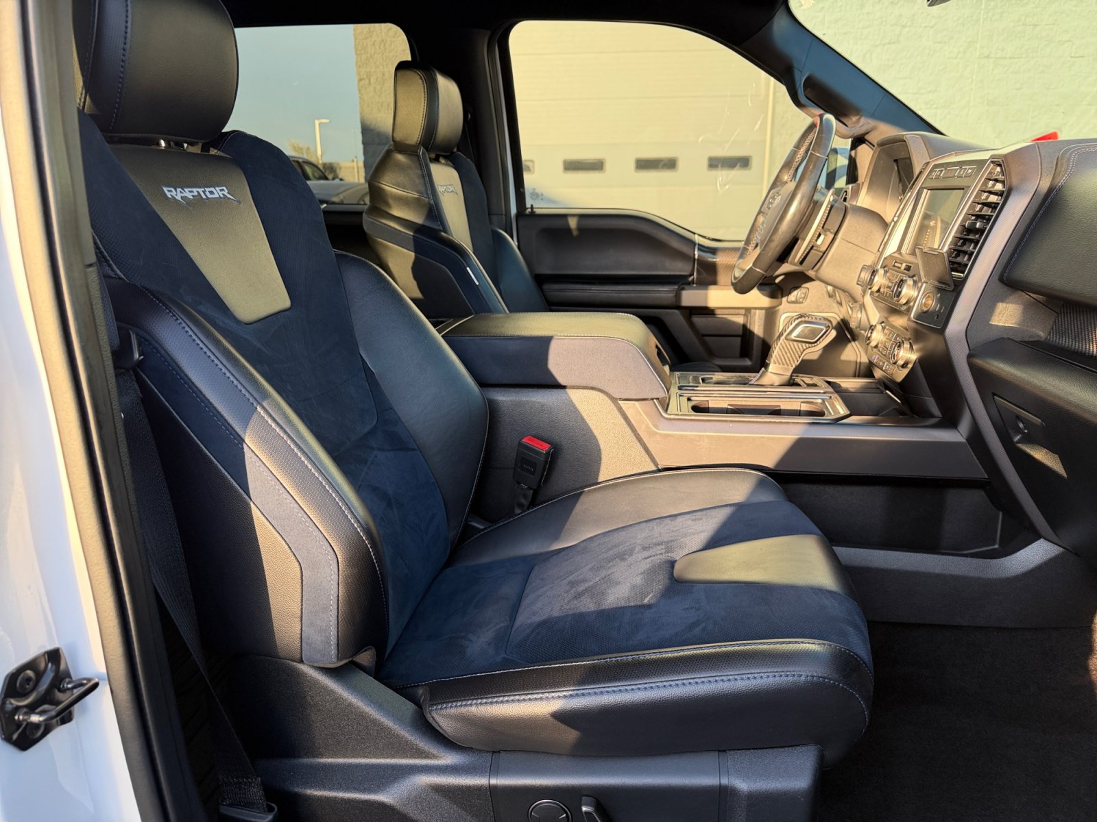 Certified 2019 Ford F150 Raptor w/ Equipment Group 802A Luxury AWD/4WD image 17