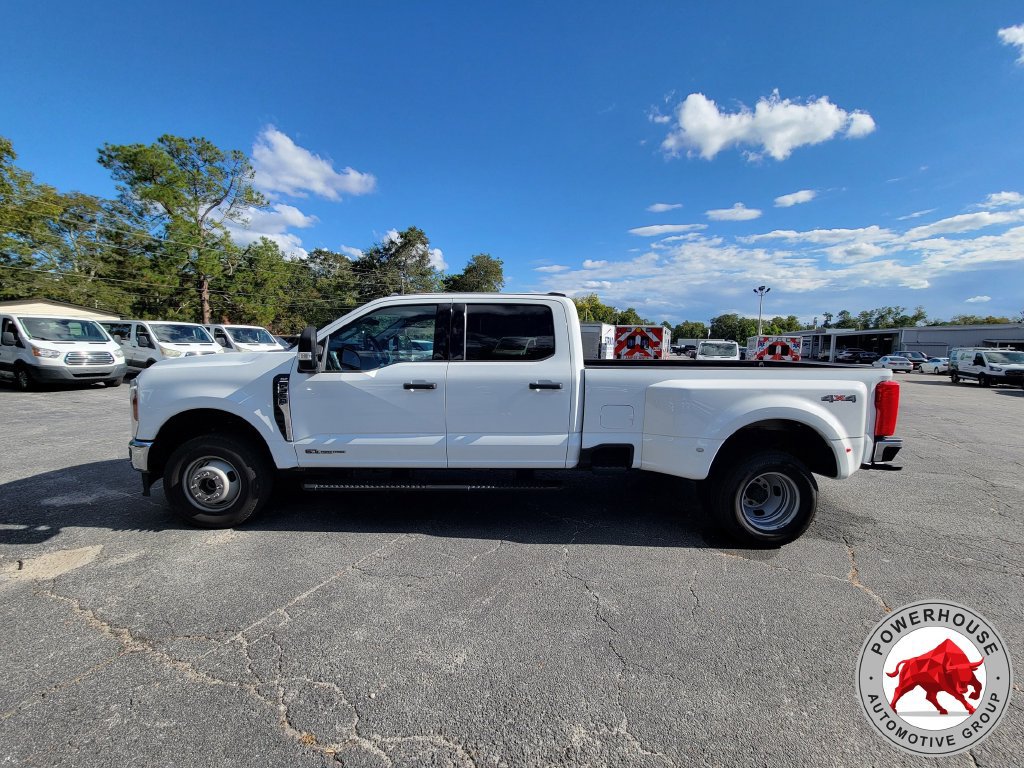 Certified 2025 Ford F350 XLT AWD/4WD image 3