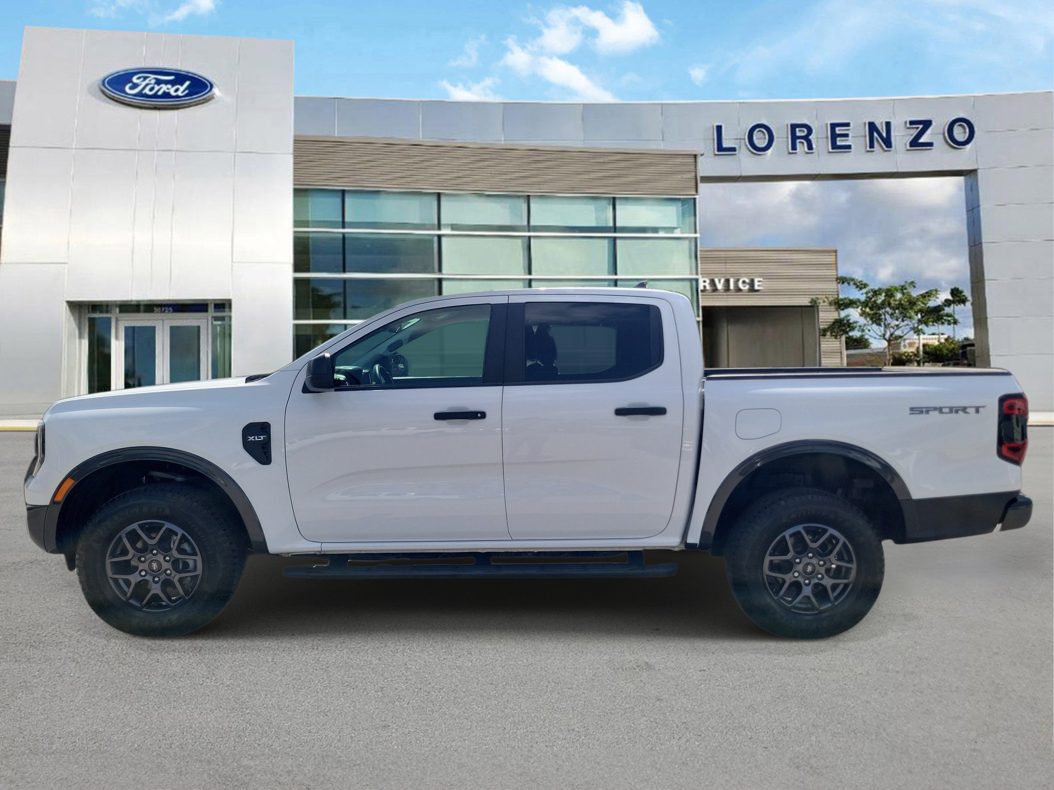 Certified 2024 Ford Ranger XLT w/ Trailer Tow Package RWD image 8