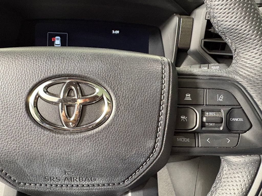 Used 2025 Toyota Sequoia TRD Pro AWD/4WD image 23