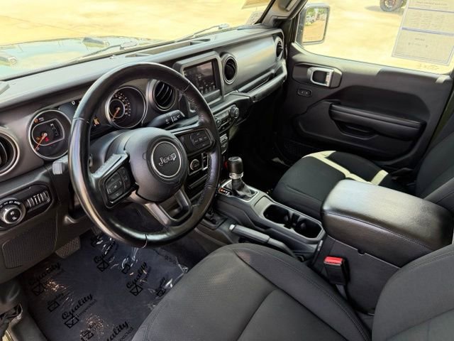 Used 2021 Jeep Gladiator Sport AWD/4WD image 11
