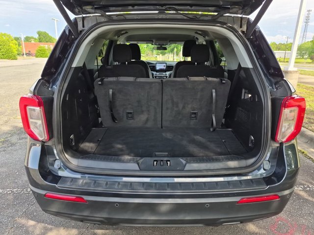 Certified 2023 Ford Explorer XLT RWD image 31