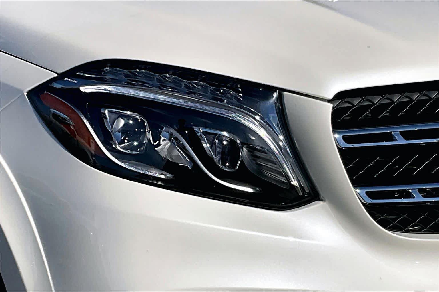 Used 2017 Mercedes-Benz GLS 550 4MATIC image 25