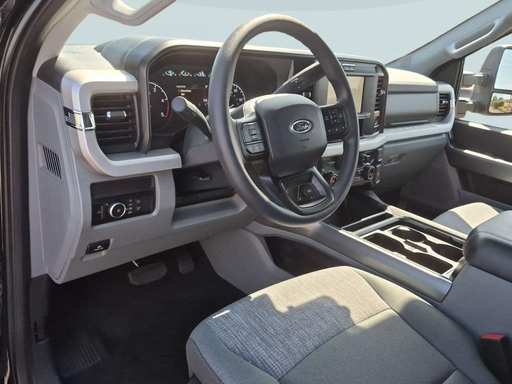 Certified 2026 Ford F250 XLT w/ FX4 Off-Road Package AWD/4WD image 12