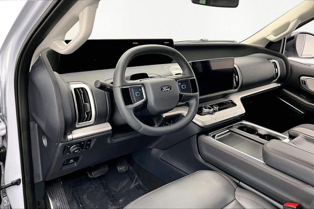 Certified 2025 Ford Expedition Max Active image 14