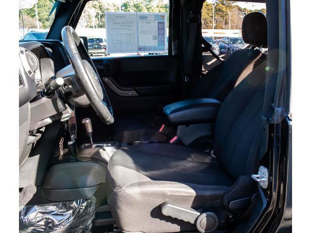 Used 2017 Jeep Wrangler Sport image 18