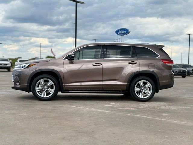 Used 2019 Toyota Highlander Limited FWD image 5