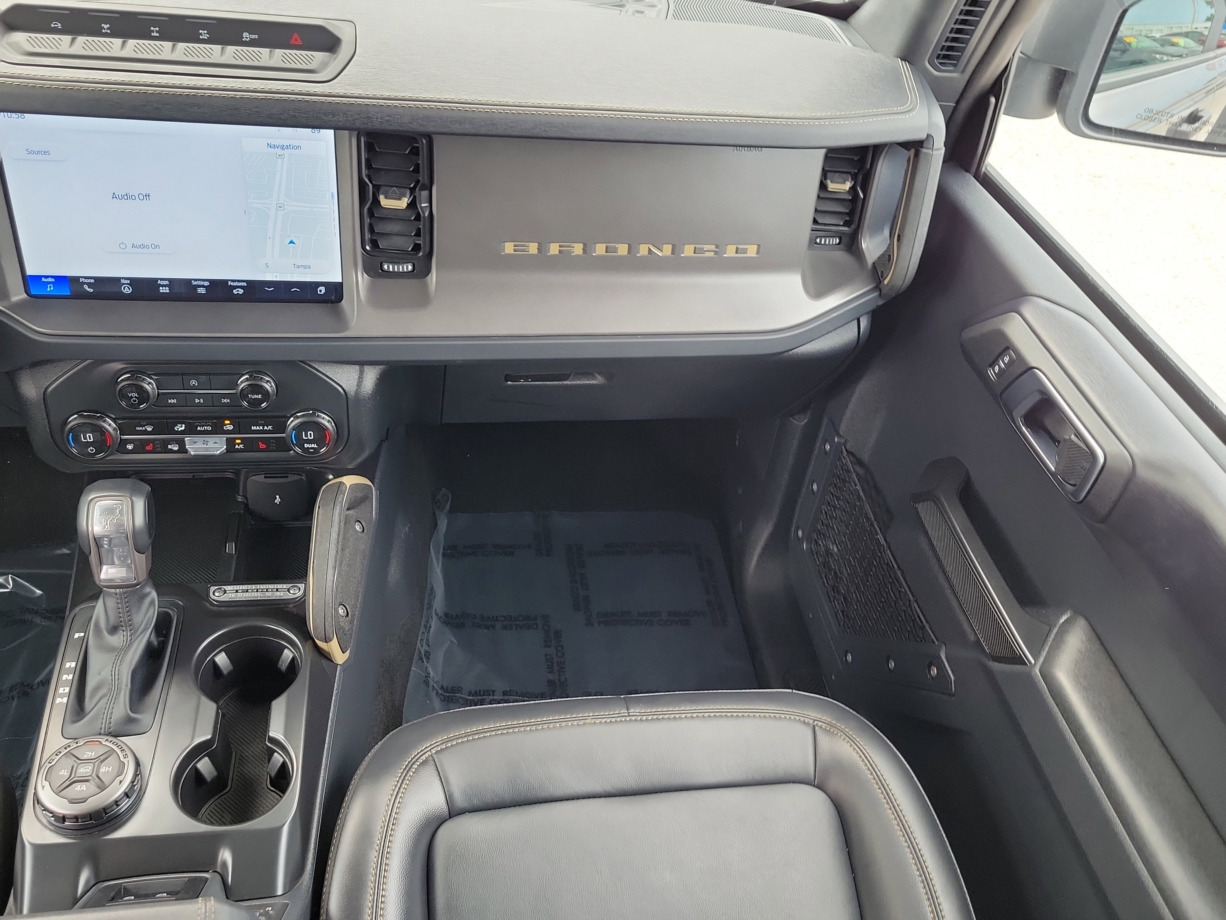 Certified 2025 Ford Bronco Badlands AWD/4WD image 16
