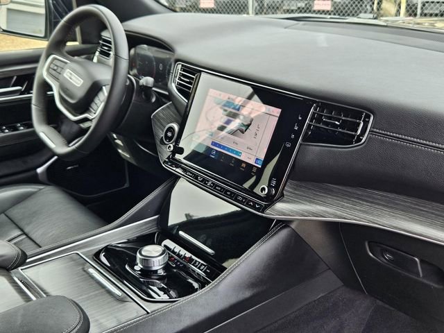 Used 2024 Jeep Wagoneer Series II w/ Flexible Seating Group image 19