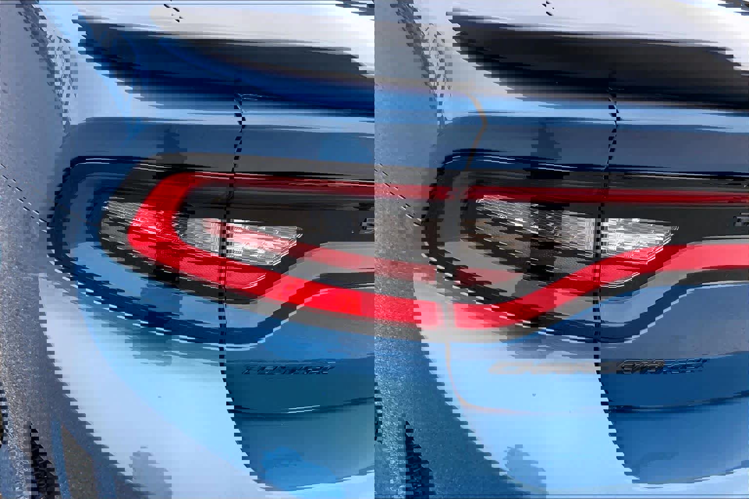 Used 2022 Dodge Charger R/T w/ Blacktop Package image 29