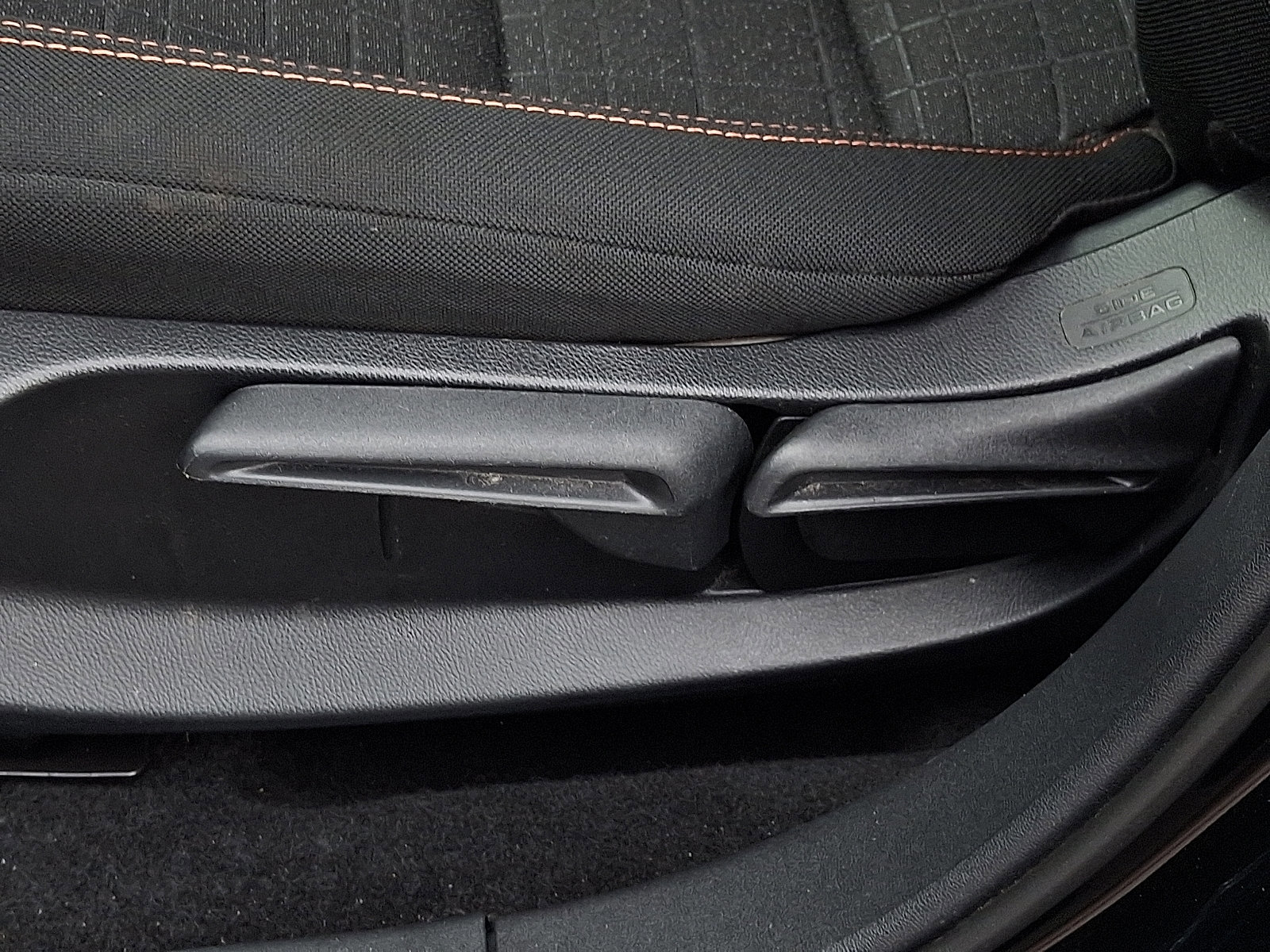 Used 2025 Honda HR-V Sport image 26