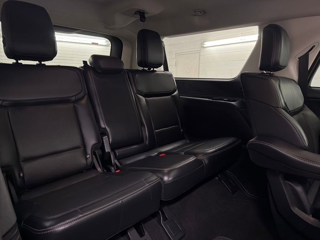 Certified 2025 Ford Expedition Max Platinum AWD/4WD image 34