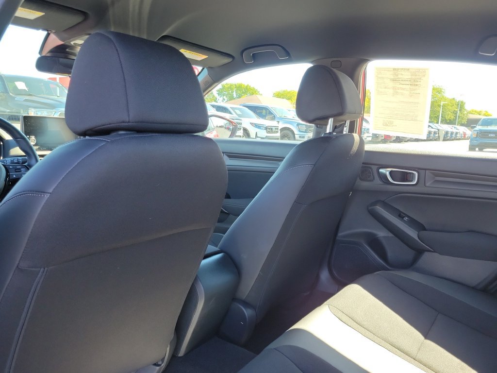 Used 2025 Honda Civic Sport image 17