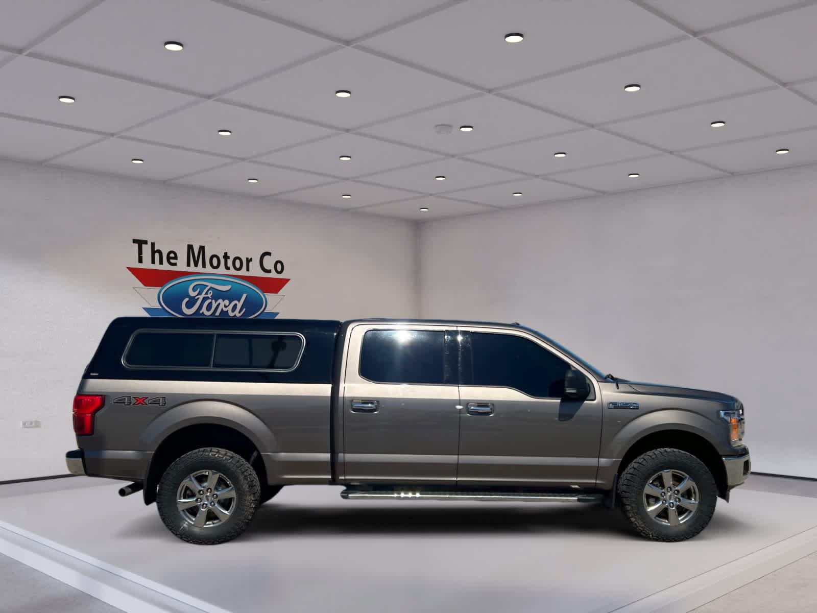 Certified 2018 Ford F150 XLT w/ Equipment Group 302A Luxury AWD/4WD image 4