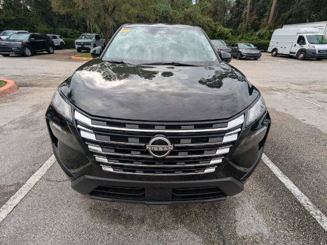 Used 2025 Nissan Rogue SV FWD image 2