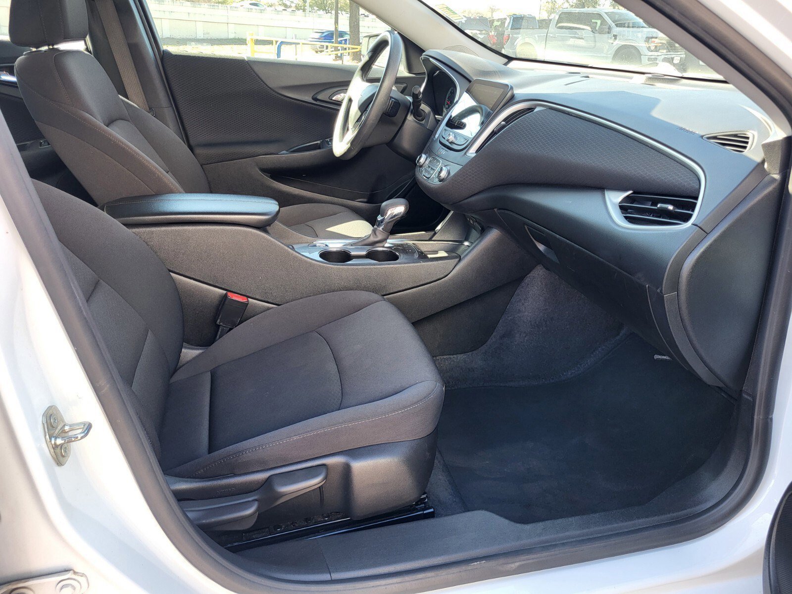 Used 2024 Chevrolet Malibu LT image 12