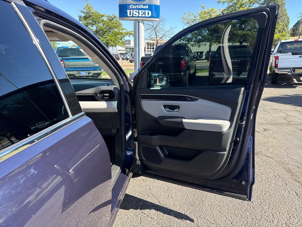 Used 2024 Honda Pilot Elite image 30