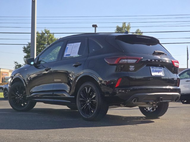 Certified 2023 Ford Escape ST-Line Elite w/ Premium Technology Package AWD/4WD image 14