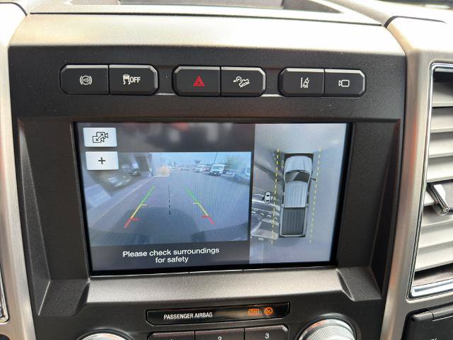 Certified 2017 Ford F350 Platinum w/ Platinum Ultimate Package AWD/4WD image 34