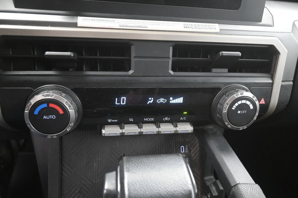 Used 2024 Toyota Tacoma TRD Off-Road AWD/4WD image 29