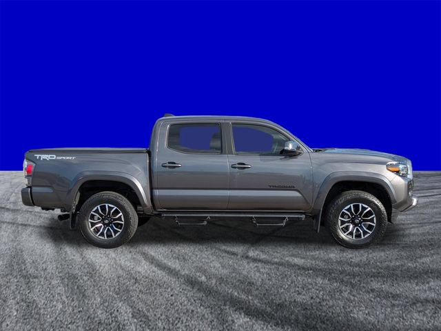 Used 2021 Toyota Tacoma TRD Sport w/ Technology Package RWD image 3