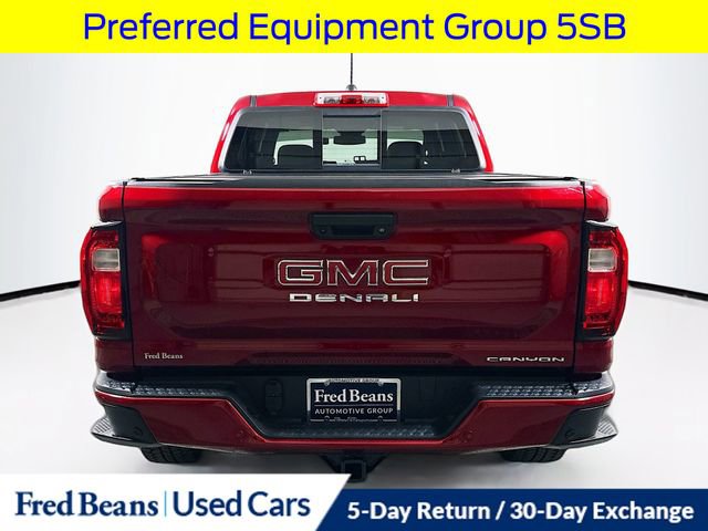 Used 2025 GMC Canyon Denali AWD/4WD image 8