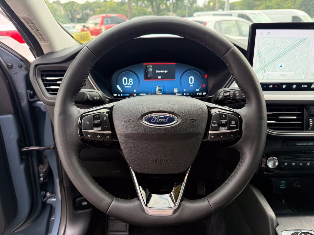 Certified 2023 Ford Escape Platinum AWD/4WD image 12