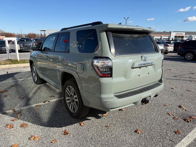 Used 2022 Toyota 4Runner TRD Sport w/ Technology Package image 3