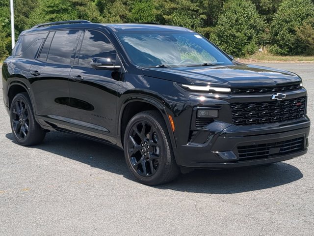 Used 2024 Chevrolet Traverse RS FWD image 2