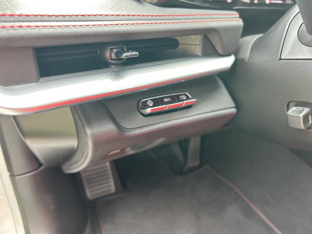 Used 2021 Chevrolet Corvette Stingray Preferred Cpe w/ Z51 Performance Package RWD image 23