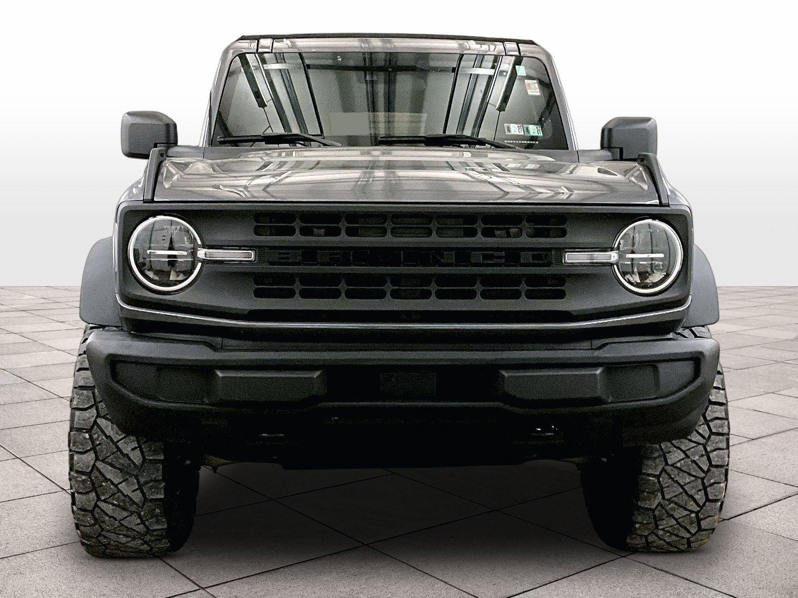 Certified 2023 Ford Bronco 4-Door AWD/4WD image 3