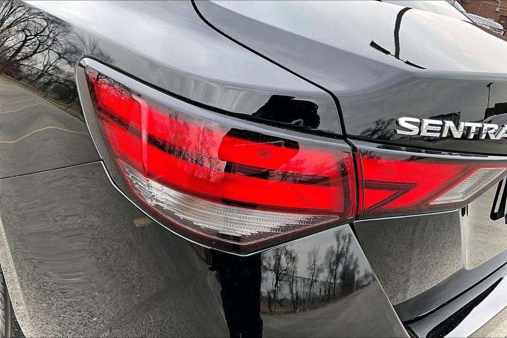Used 2024 Nissan Sentra SV image 28