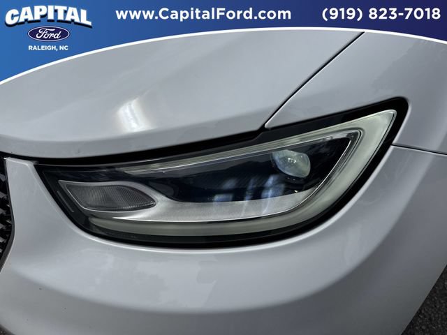 Used 2024 Chrysler Pacifica Touring-L FWD image 11