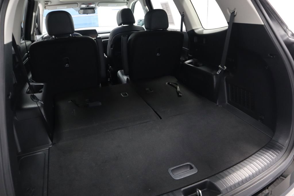 Used 2025 Kia Telluride S FWD image 16