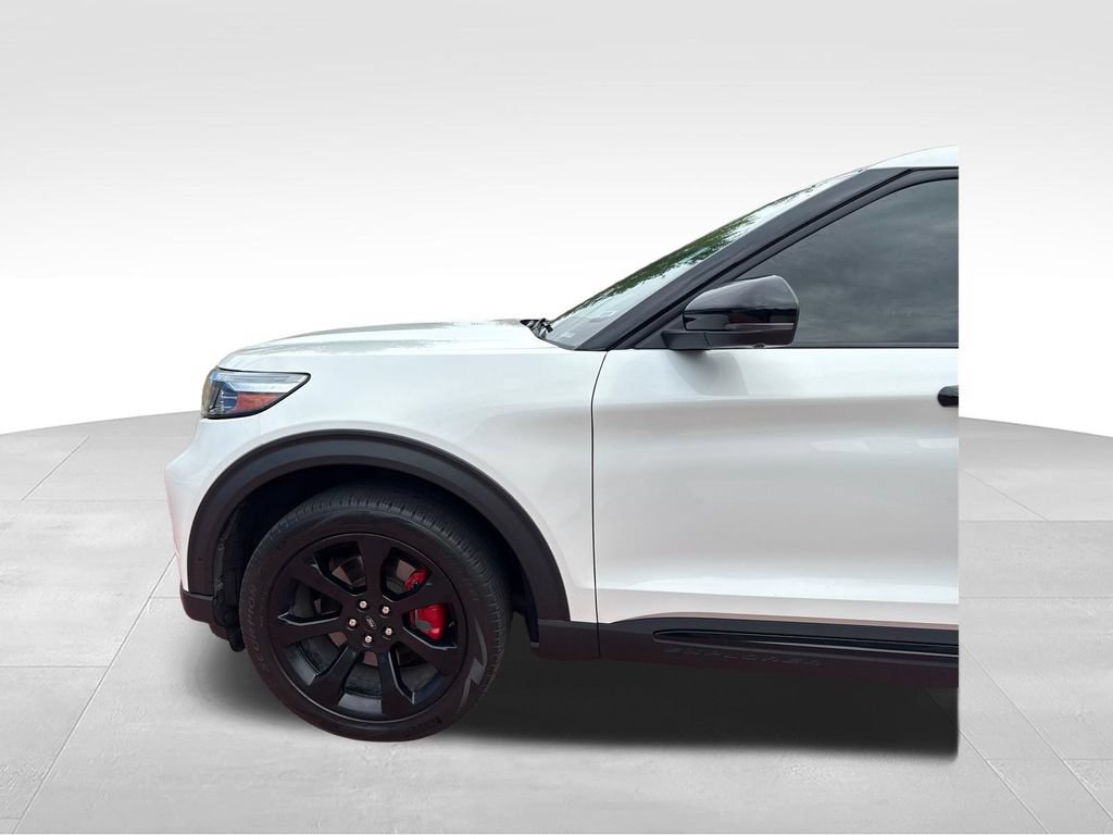 Certified 2022 Ford Explorer ST w/ Equipment Group 401A AWD/4WD image 37