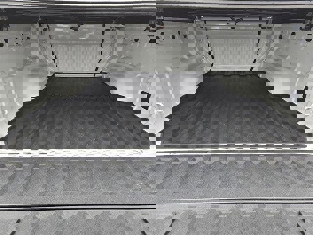 Used 2024 Chevrolet Colorado LT w/ LT Convenience Package image 6