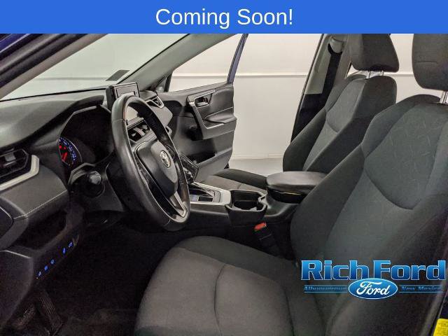 Used 2019 Toyota RAV4 XLE w/ Convenience Package image 17