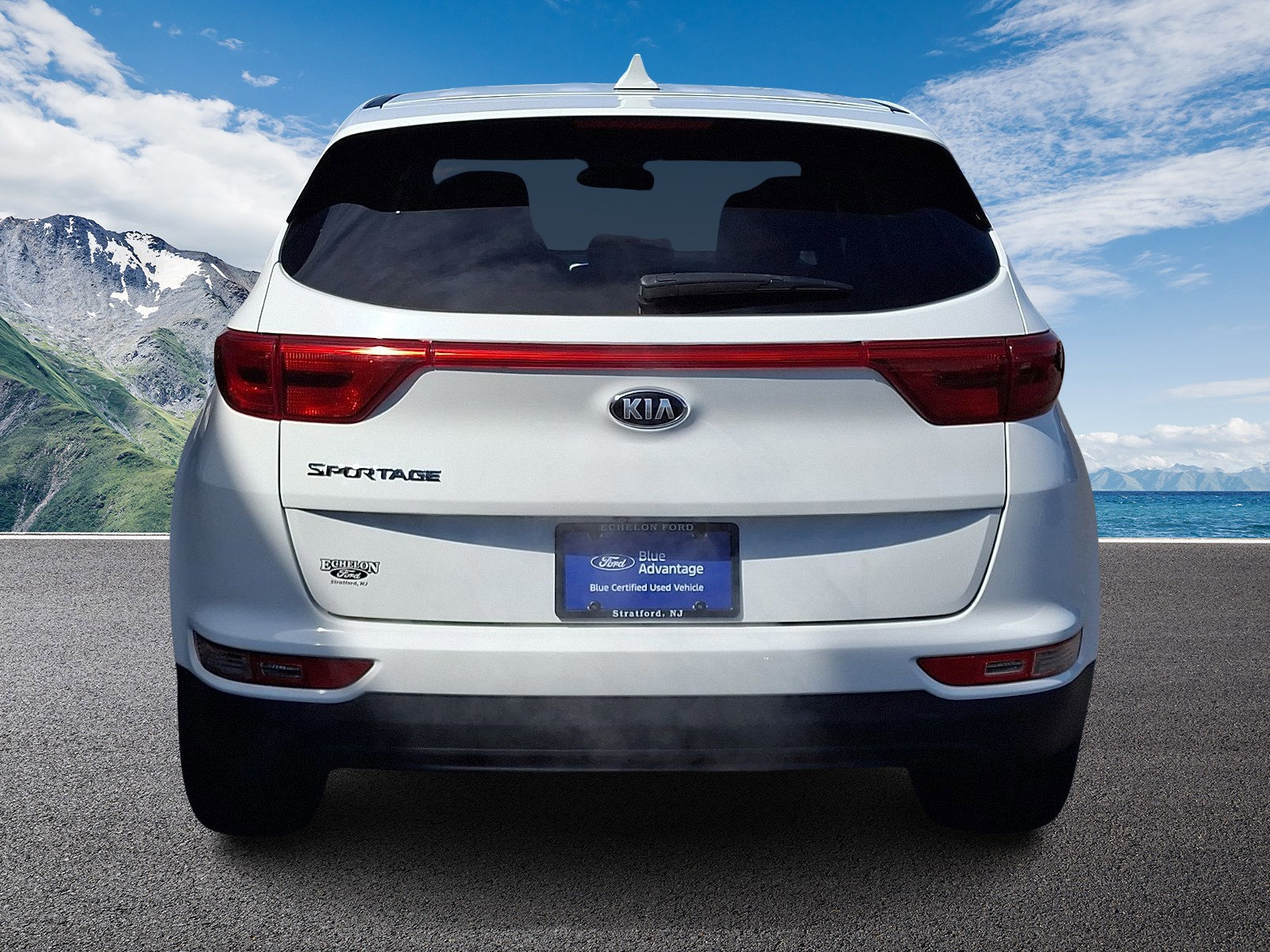 Used 2018 Kia Sportage LX image 3