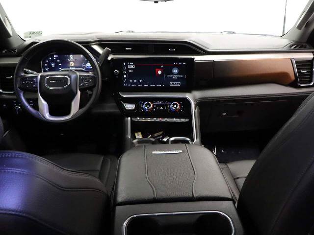 Used 2024 GMC Sierra 3500 Denali w/ Denali Reserve Package AWD/4WD image 38