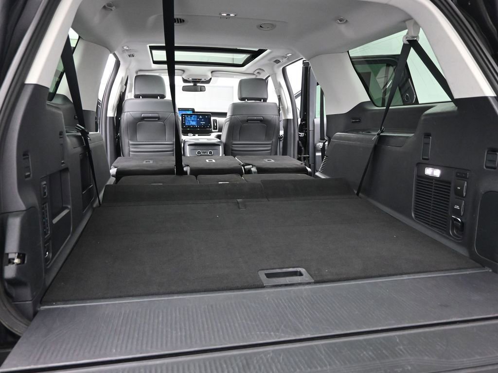 Certified 2025 Ford Expedition Max Active image 24