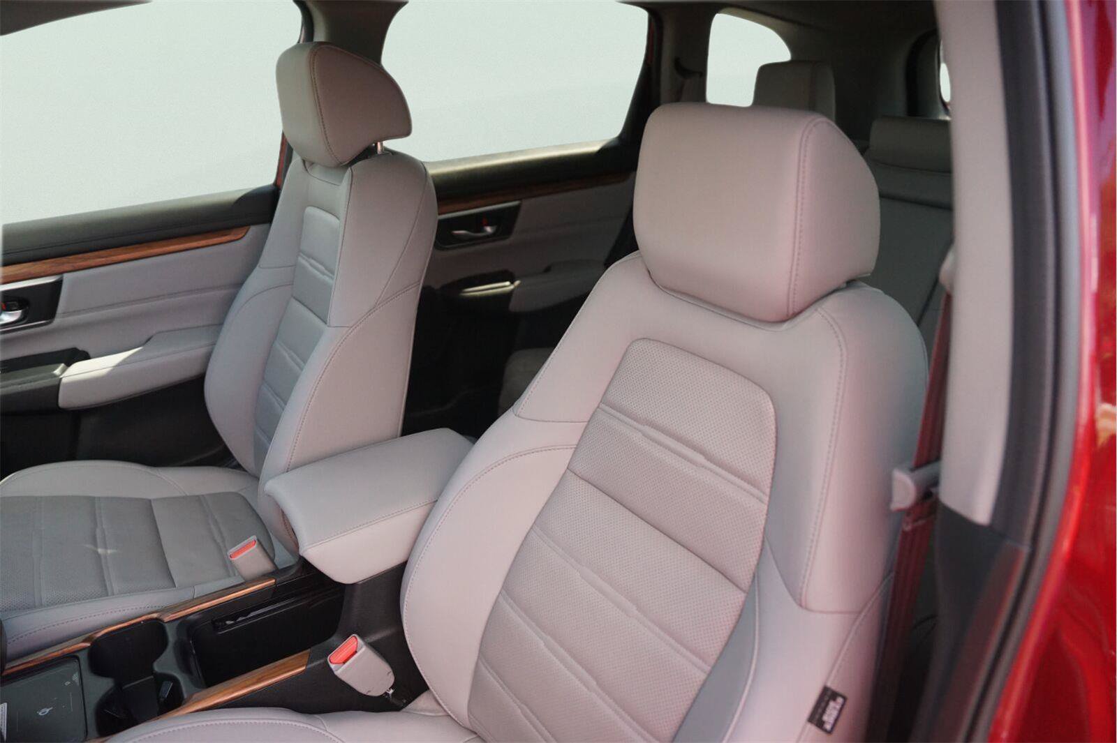 Used 2022 Honda CR-V Touring image 10