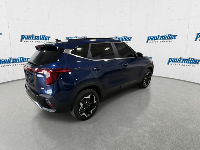 Used 2024 Kia Seltos EX AWD/4WD image 9