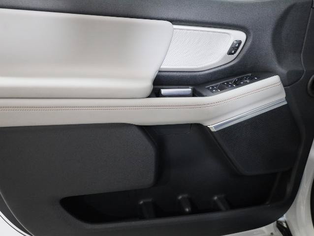 Certified 2025 Ford Expedition Active AWD/4WD image 26
