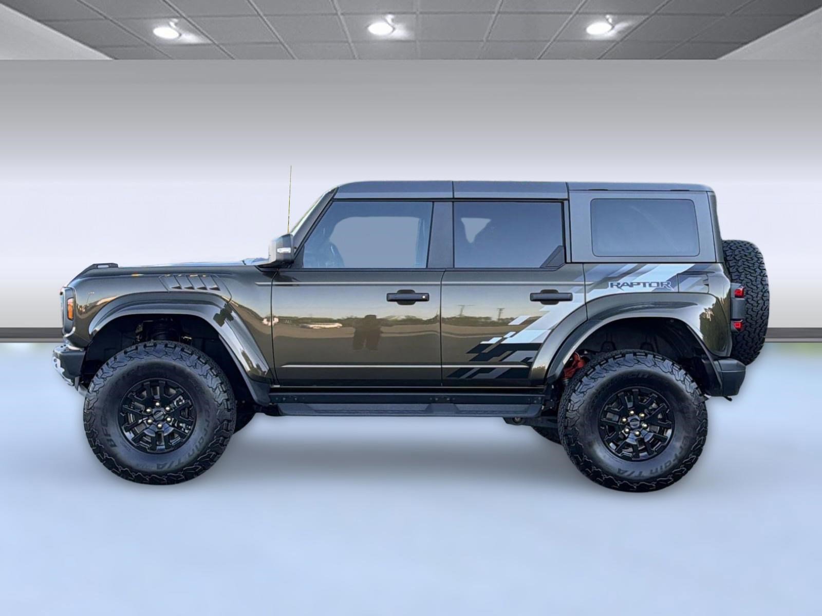 Certified 2024 Ford Bronco Raptor w/ Interior Carbon Fiber Pack 6 AWD/4WD image 2